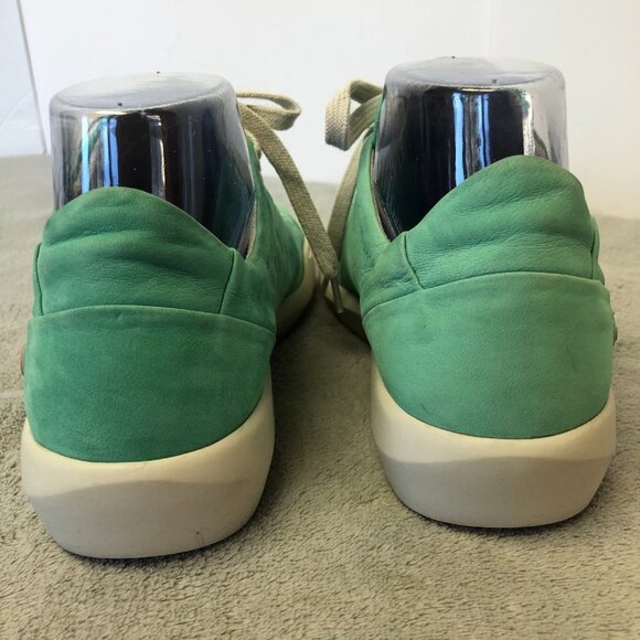 Softinos Isla Washed Comfort Lace Up Green Leather Sneakers - Picture 6 of 14